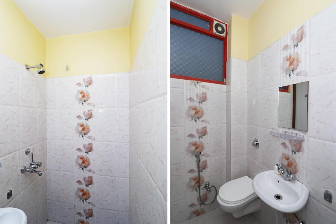 Hotel Bleue Mont Varanasi Esterno foto