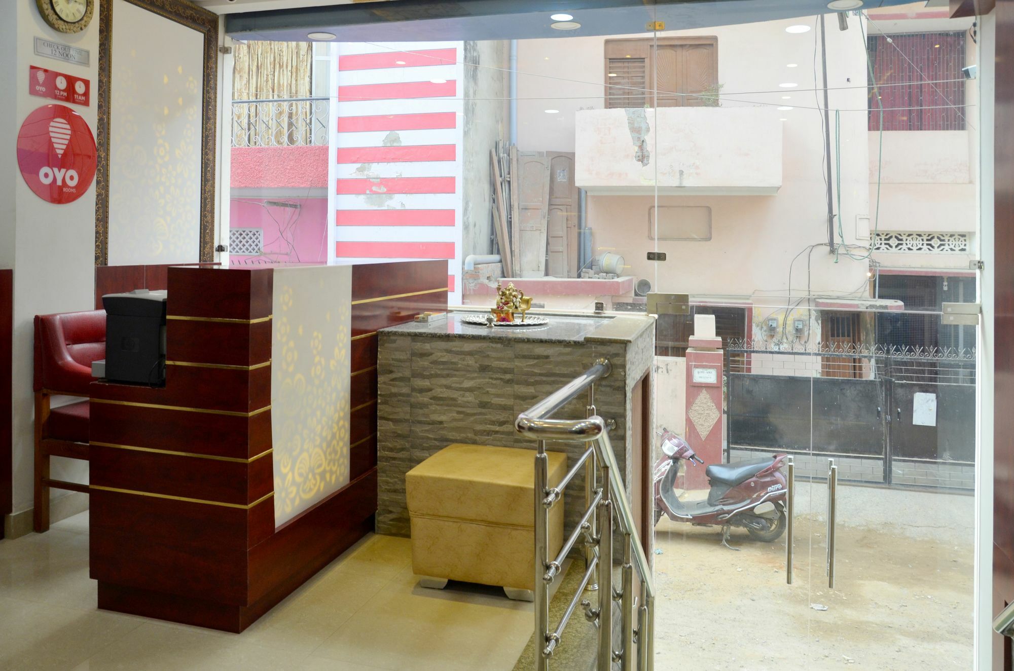 Hotel Bleue Mont Varanasi Esterno foto